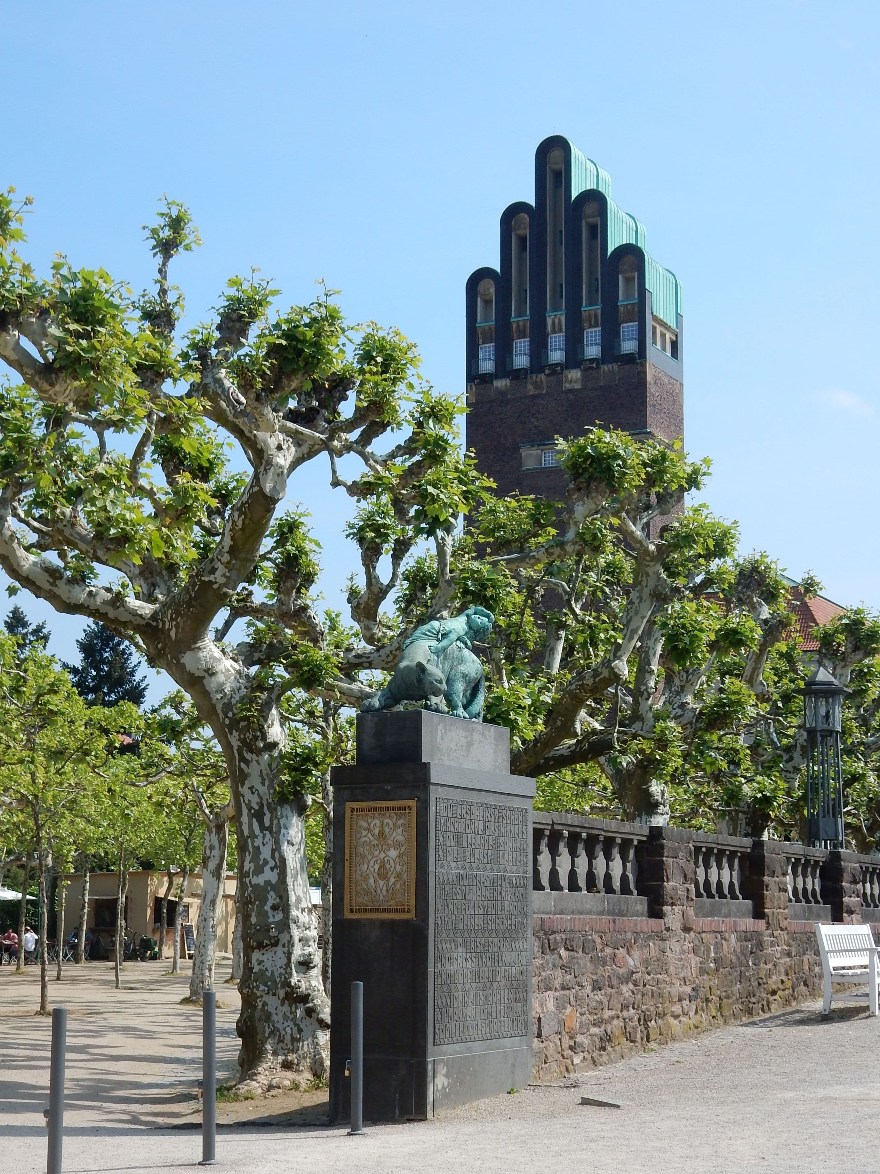 Entdeckungstour nach Darmstadt: Jugendstil und Kultur erleben