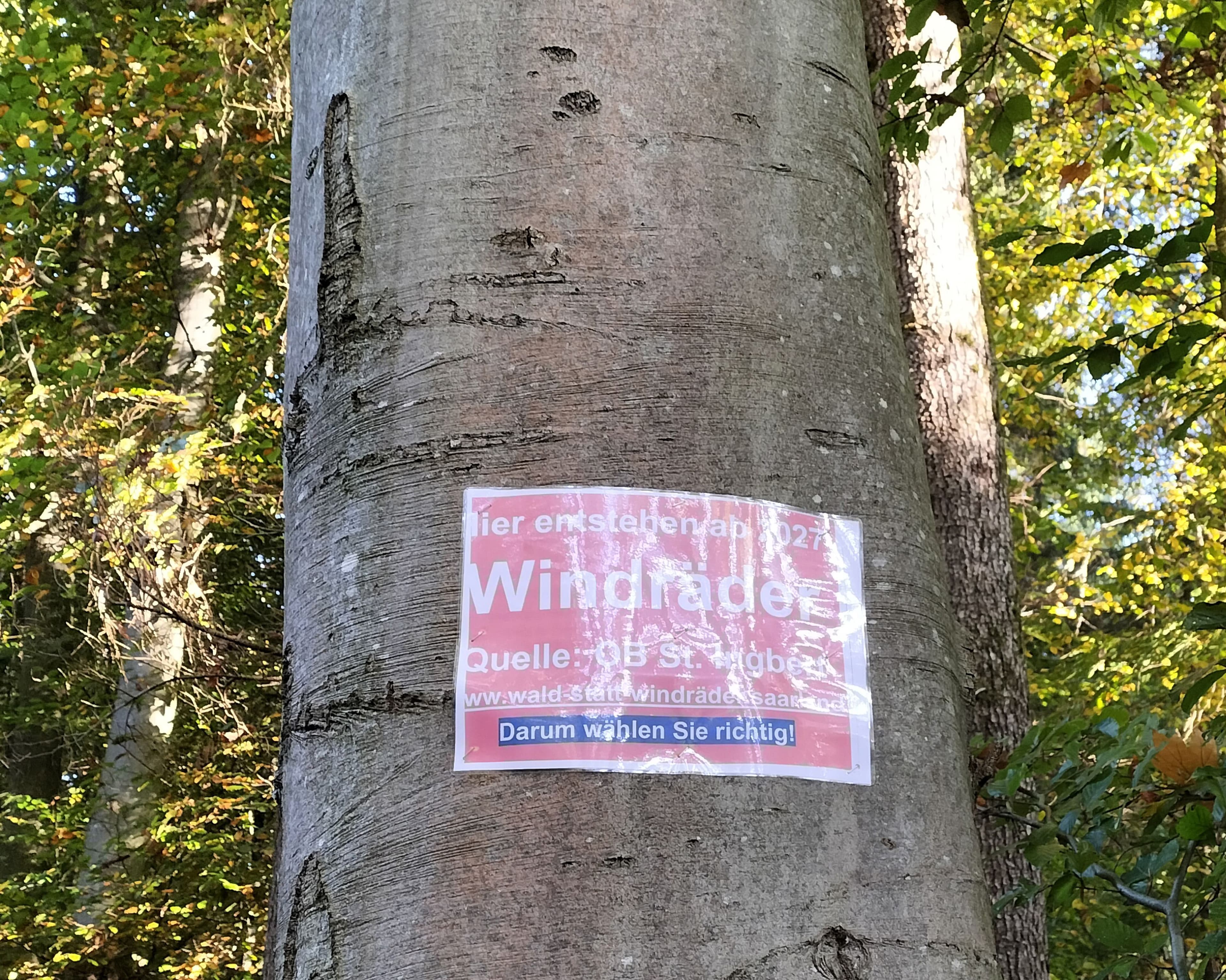 Falsche Windrad-Schilder sorgen für Verwirrung in St. Ingbert