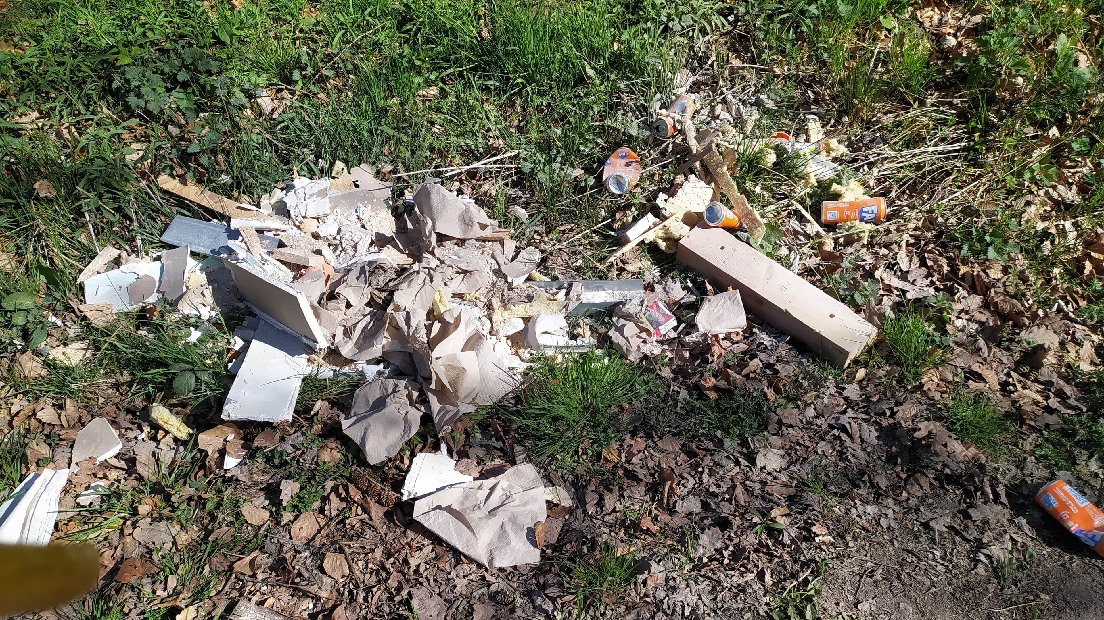 Illegale Müllablagerung bei St. Ingbert entfernt