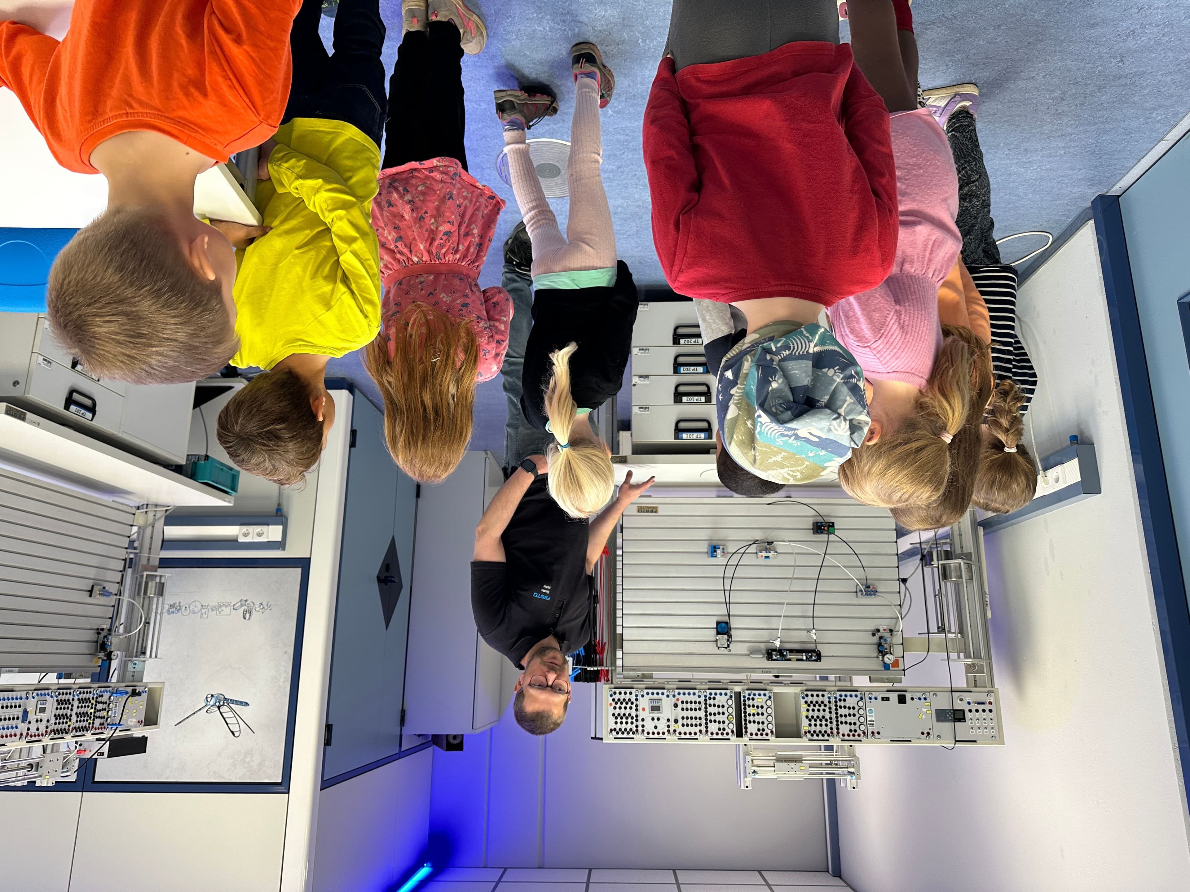 Kurzmitteilung: Kleine Forscher im FESTO Lernzentrum