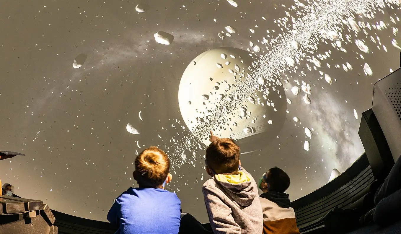 Im Science Center Luxemburg können zahlreiche naturwissenschaftliche Phänomene spielerisch entdeckt werden.