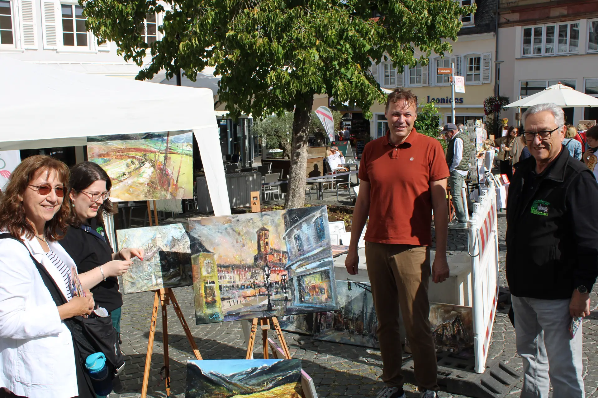 ARTmosphäre in Homburg: Freiluftgalerie mit 127 Künstlerinnen und Künstlern